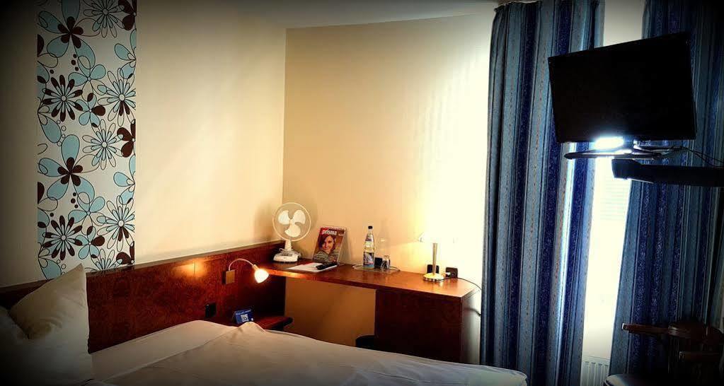 Hotel Primula Troisdorf Eksteriør bilde