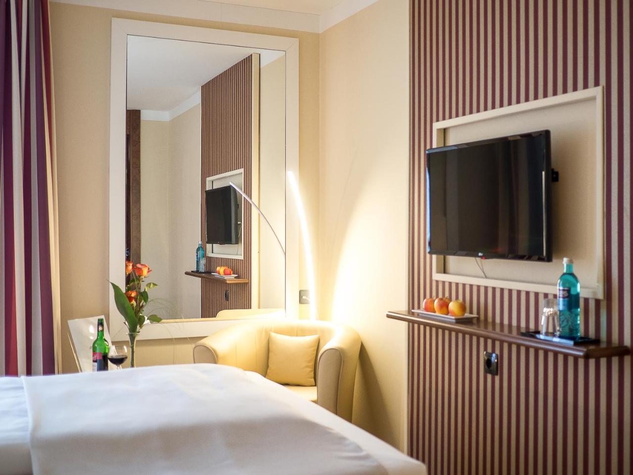 Hotel Primula Troisdorf Eksteriør bilde